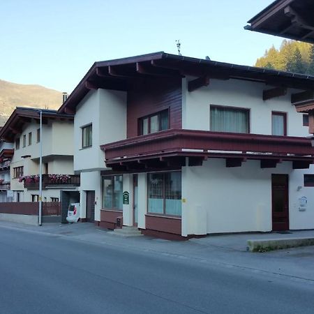 Apart Family Schweng 图克斯 外观 照片