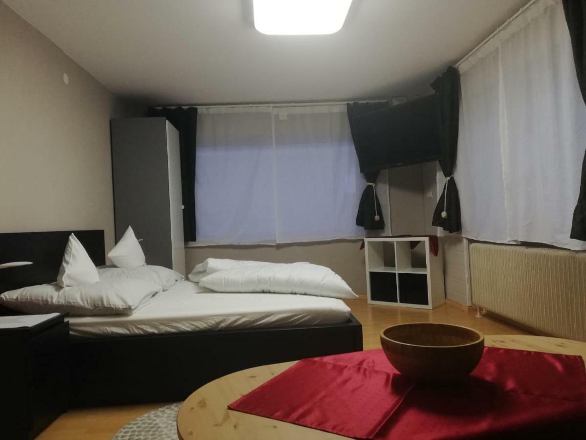Apart Family Schweng 图克斯 外观 照片